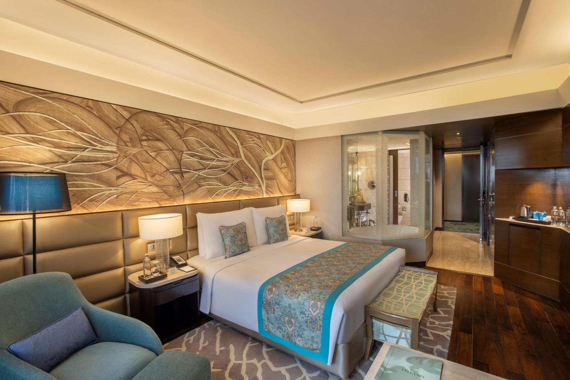 เดอะ ลีลา เดลี แอมเบียนซ์ คอนเวนชั่น โฮเต็ล Hotel นิวเดลี ภายนอก รูปภาพ Deluxe Room