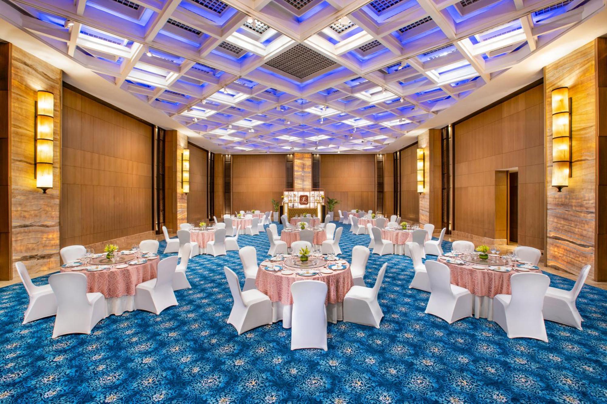 เดอะ ลีลา เดลี แอมเบียนซ์ คอนเวนชั่น โฮเต็ล Hotel นิวเดลี ภายนอก รูปภาพ The Grand Ballroom